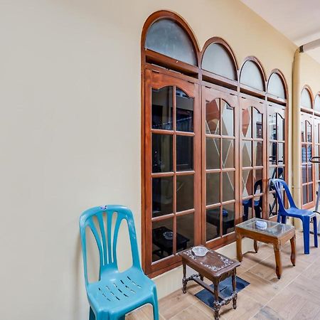 Oyo 90095 Indah Homestay Syariah Kejayan Buitenkant foto